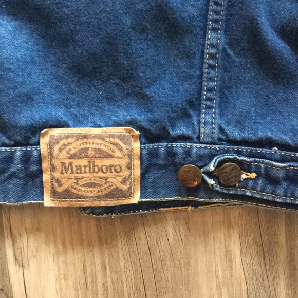 VINTAGE Marlboro Denim Jacket // Size S - Picture 6 of 8